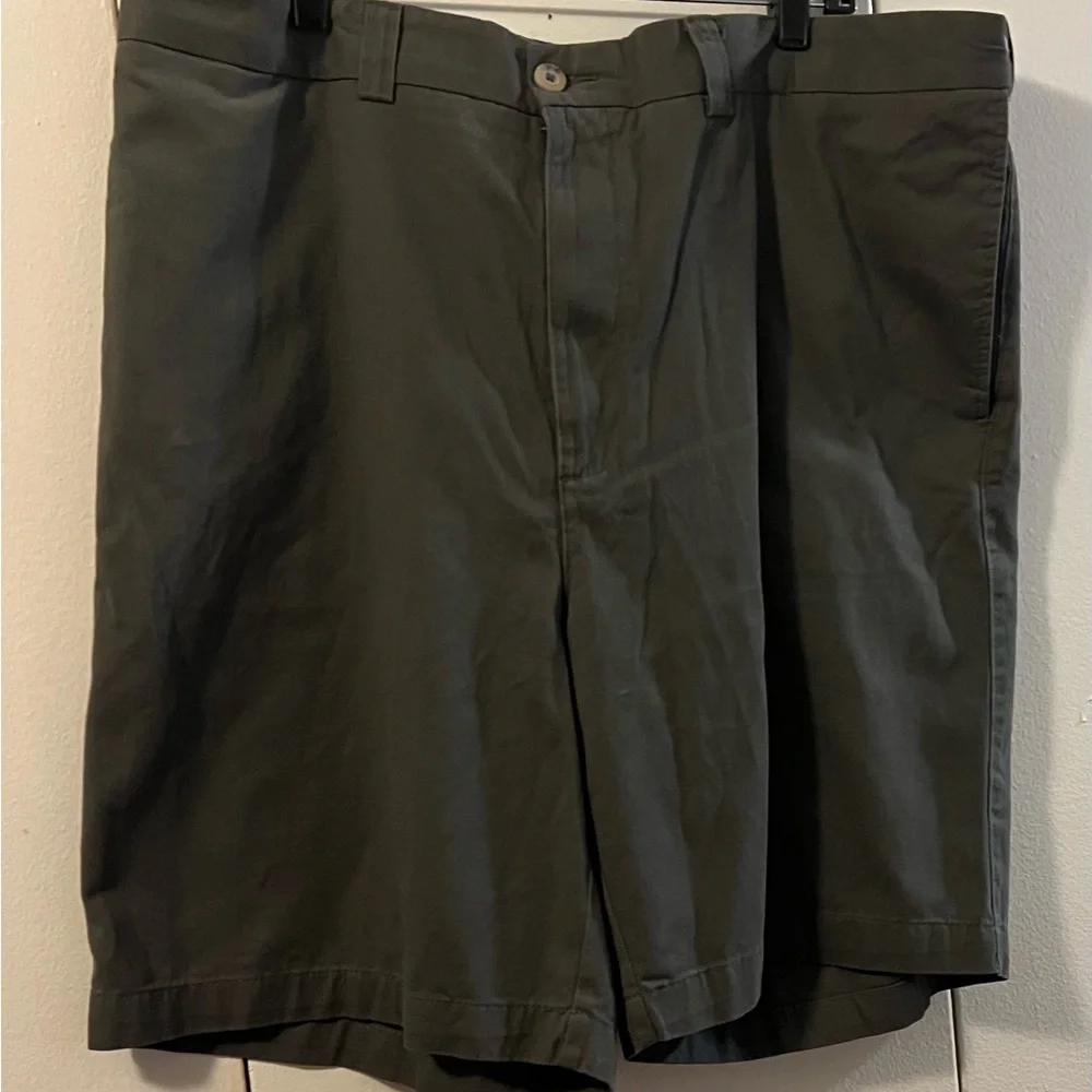 DXL BIG + TALL HARBOR BAY OLIVE SHORTS (42) - Picture 2 of 6